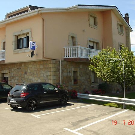 Residencial Santamaria Hotell Sancibrián Eksteriør bilde