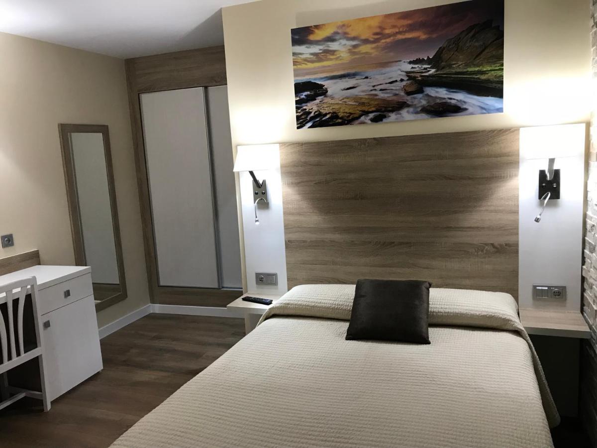 Residencial Santamaria Hotell Sancibrián Eksteriør bilde