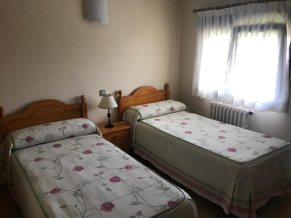 Residencial Santamaria Hotell Sancibrián Eksteriør bilde